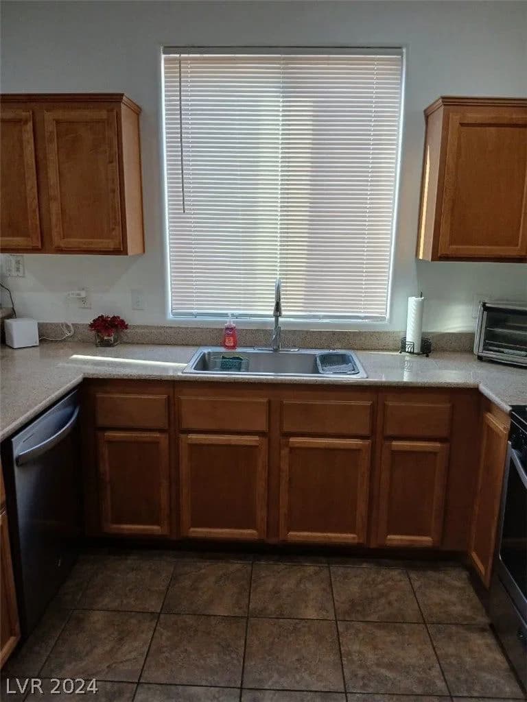 9794 Villa Lorena Avenue photo 3