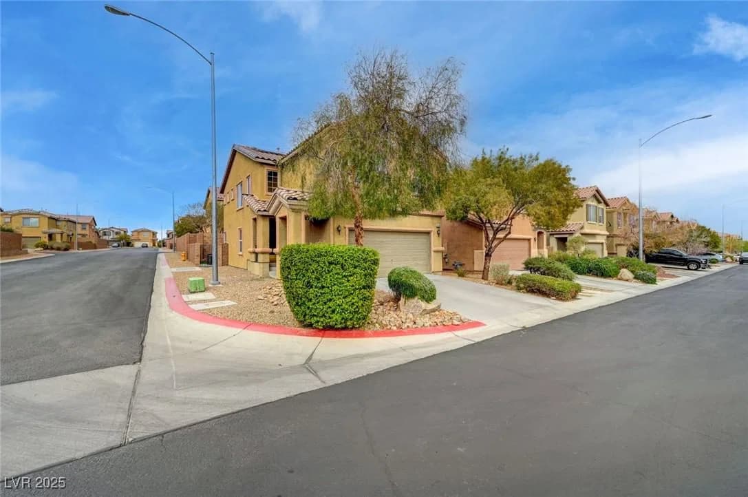 9180 Wine Cellar Avenue photo 5