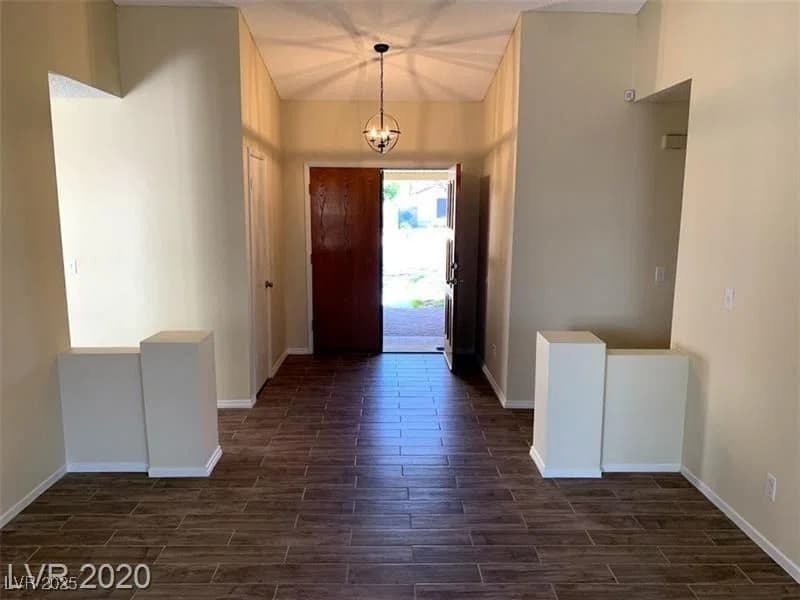 6632 Coastal Breeze Court photo 3