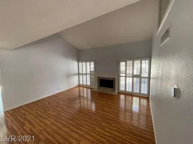 4037 Chalfont Court photo 2