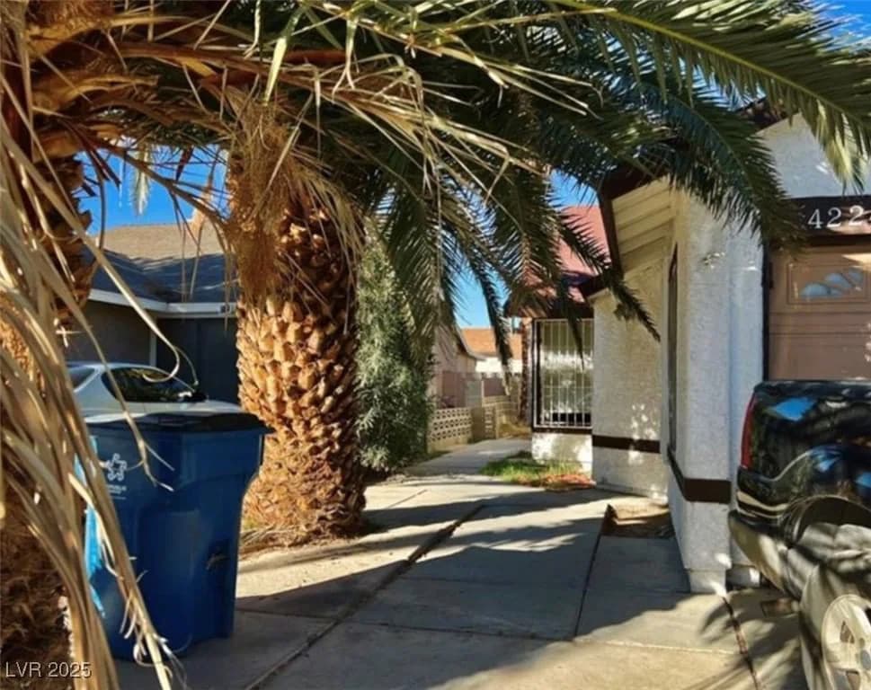 4224 Estaban Court photo 2