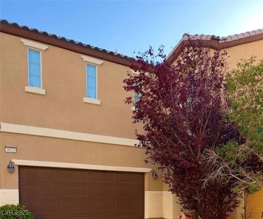 9033 Savvy Seam Court photo 2