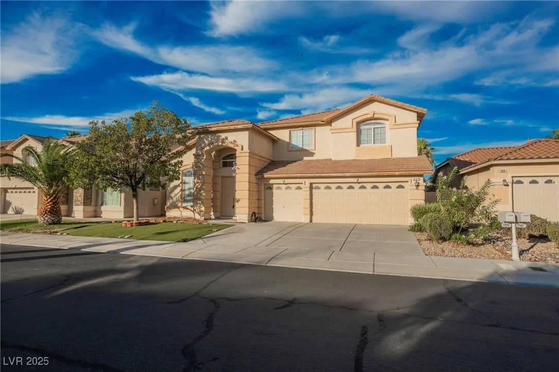 442 Dynacraft Street photo 3
