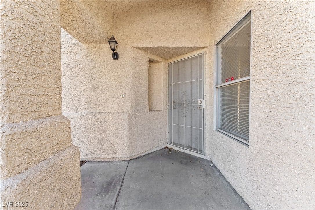 6673 Silver Penny Avenue photo 3