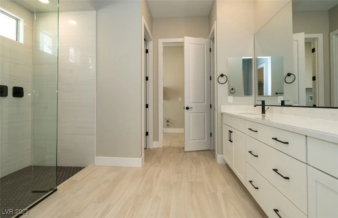 157 Mirage View Drive photo 4