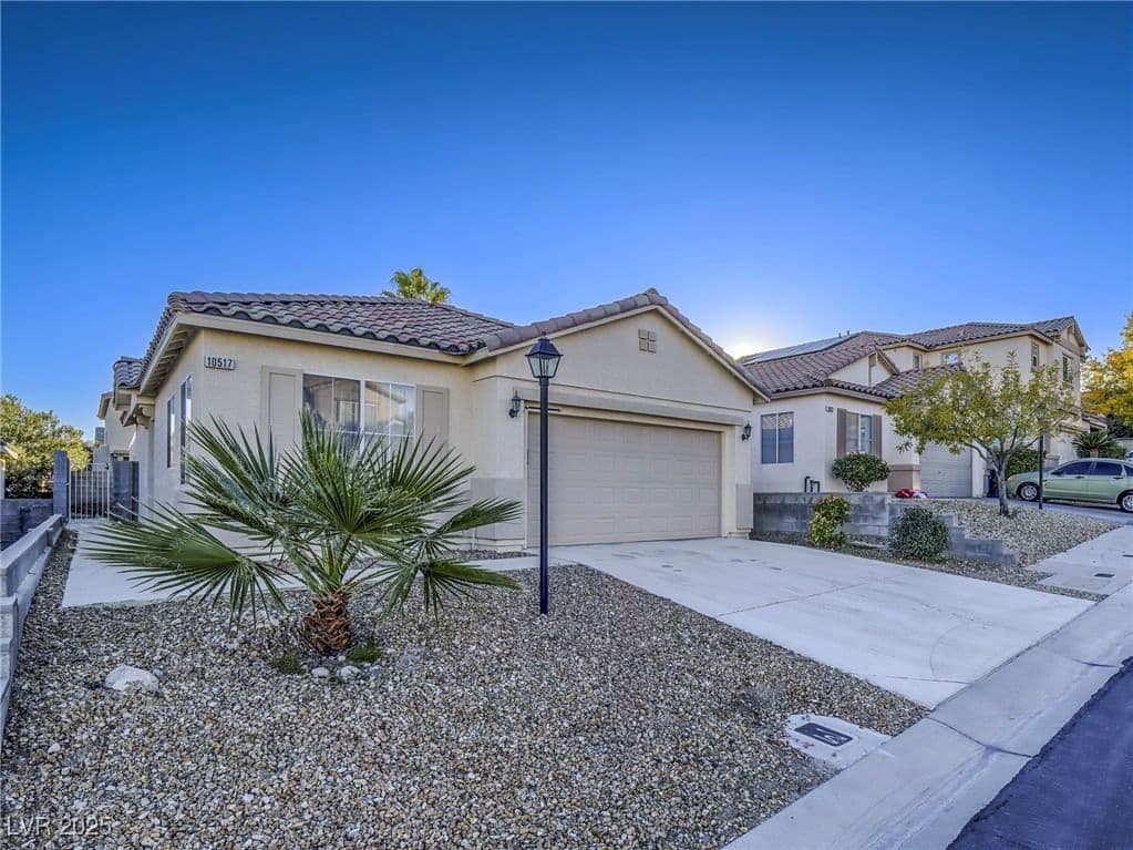 10517 Morning Drop Avenue photo 3