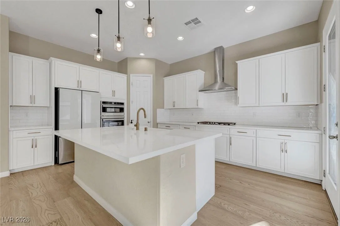 6117 Bugsy Street photo 2