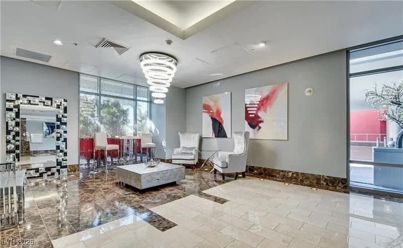 200 Sahara Avenue photo 3