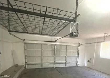 9157 Desirable Court photo 3