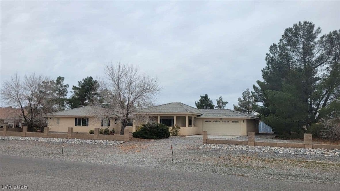 3050 Rainbow Avenue photo 3