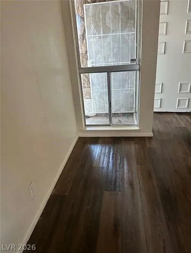 3955 Ventura Way photo 5