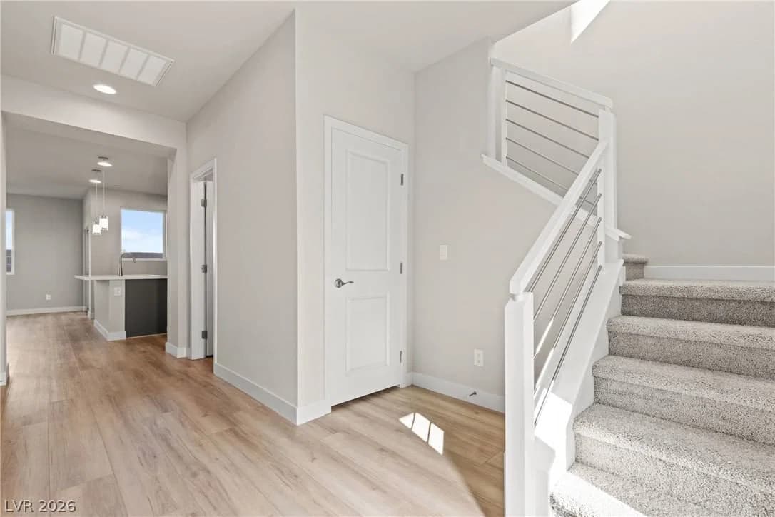 8629 Ensworth Street photo 3