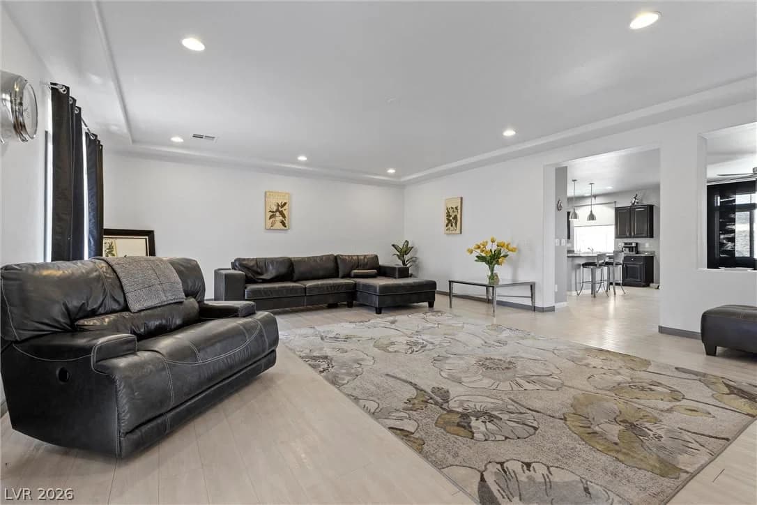 6794 Medovina Court photo 5