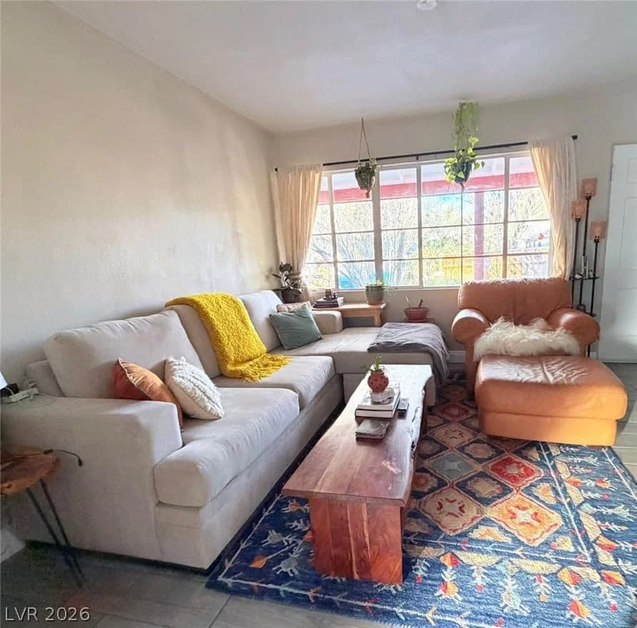 1622 Thelma Lane photo 4
