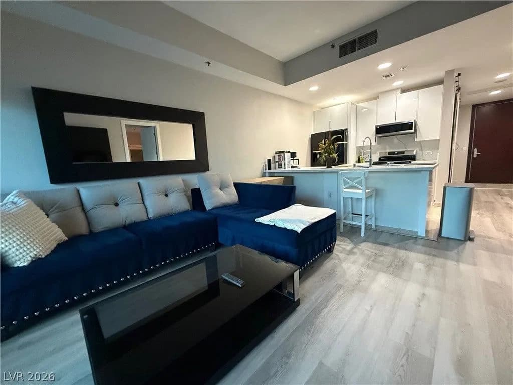 4525 Dean Martin Drive photo 3