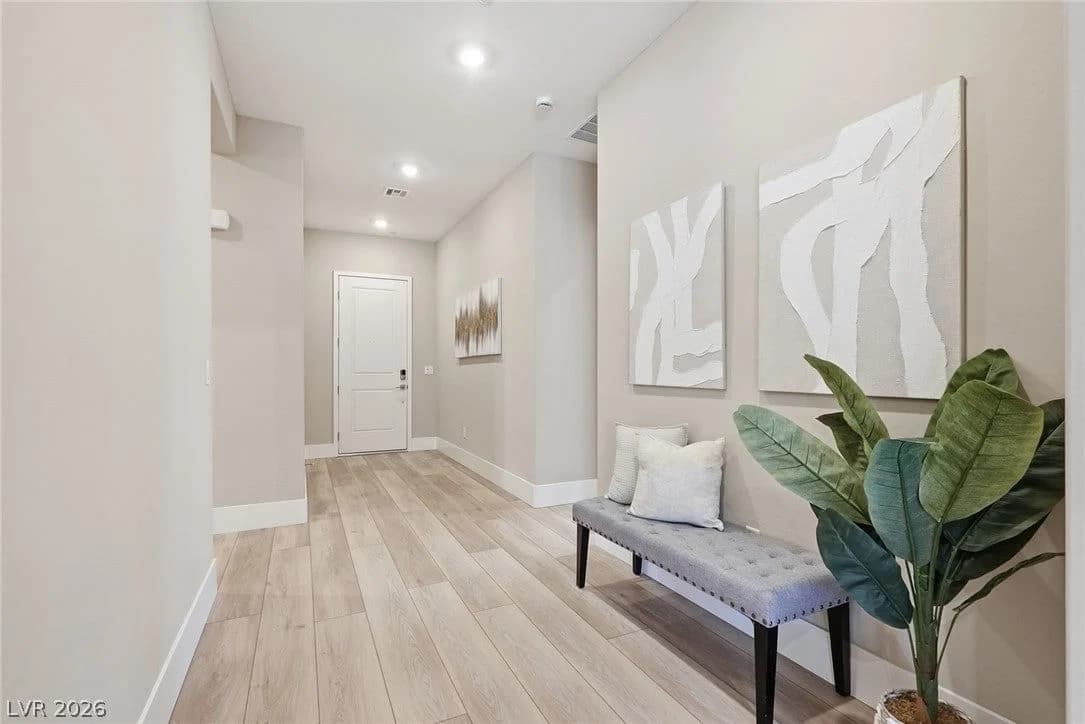 10103 Redwood Desert Drive photo 4