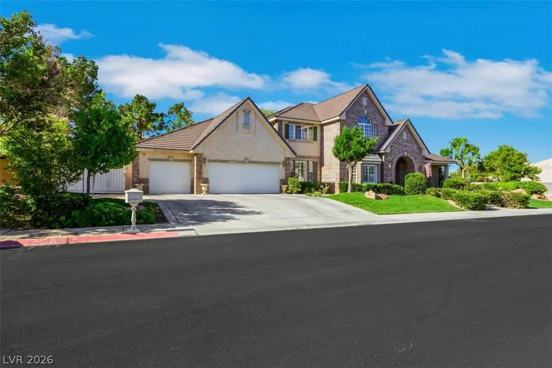 6465 Spanish Garden Court photo 3