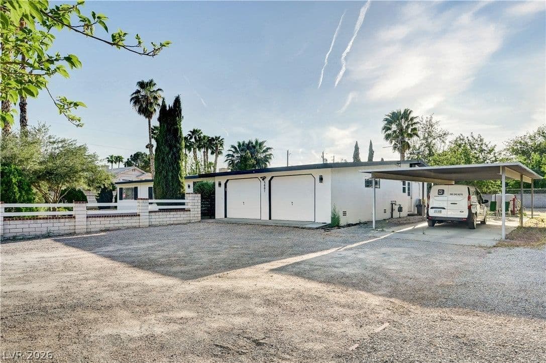 5881 Sandhill Road