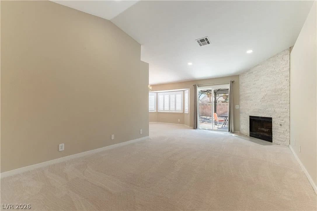 5005 Chambliss Drive photo 4