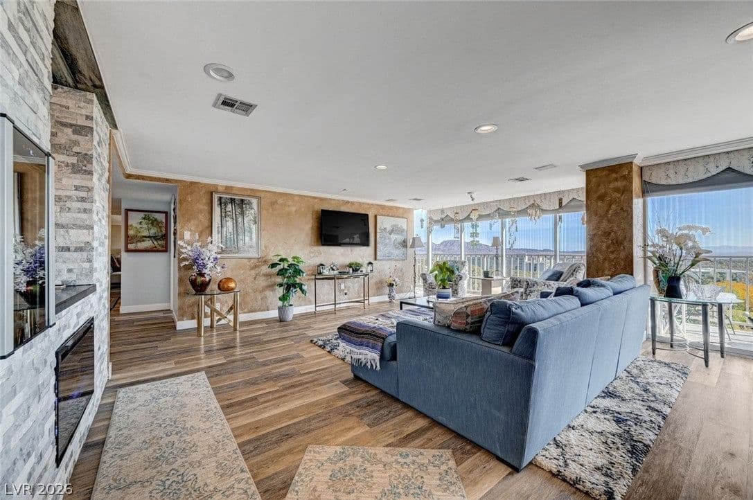 3111 Bel Air Drive