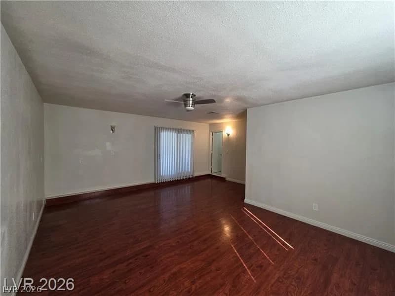 7184 Pleasant View Avenue photo 3