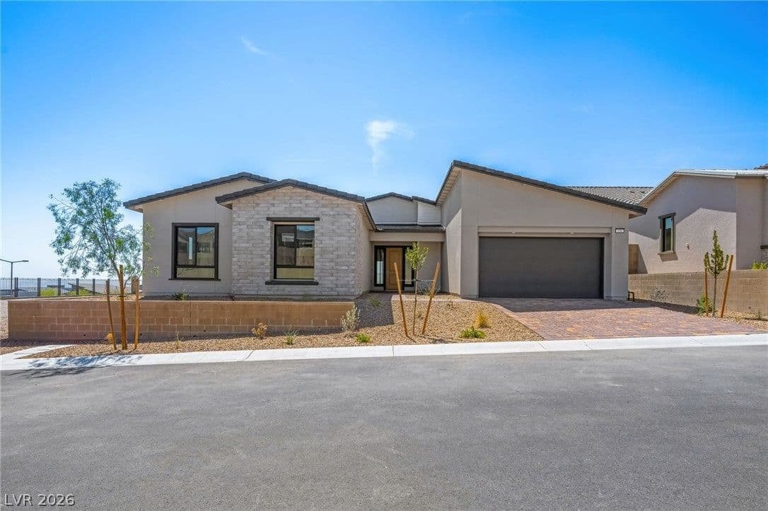 526 Carter House Way