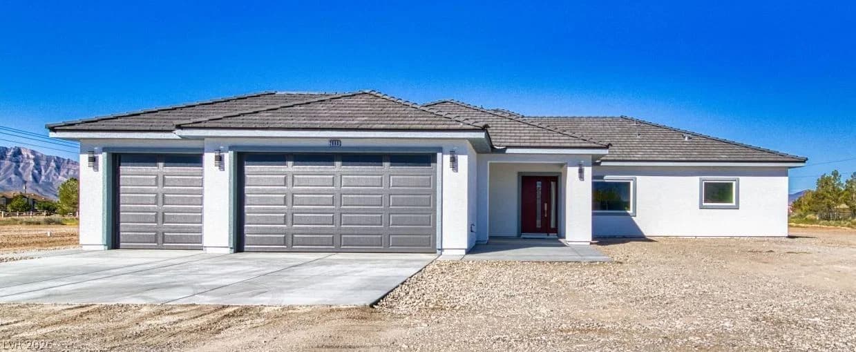 2880 Red Rock