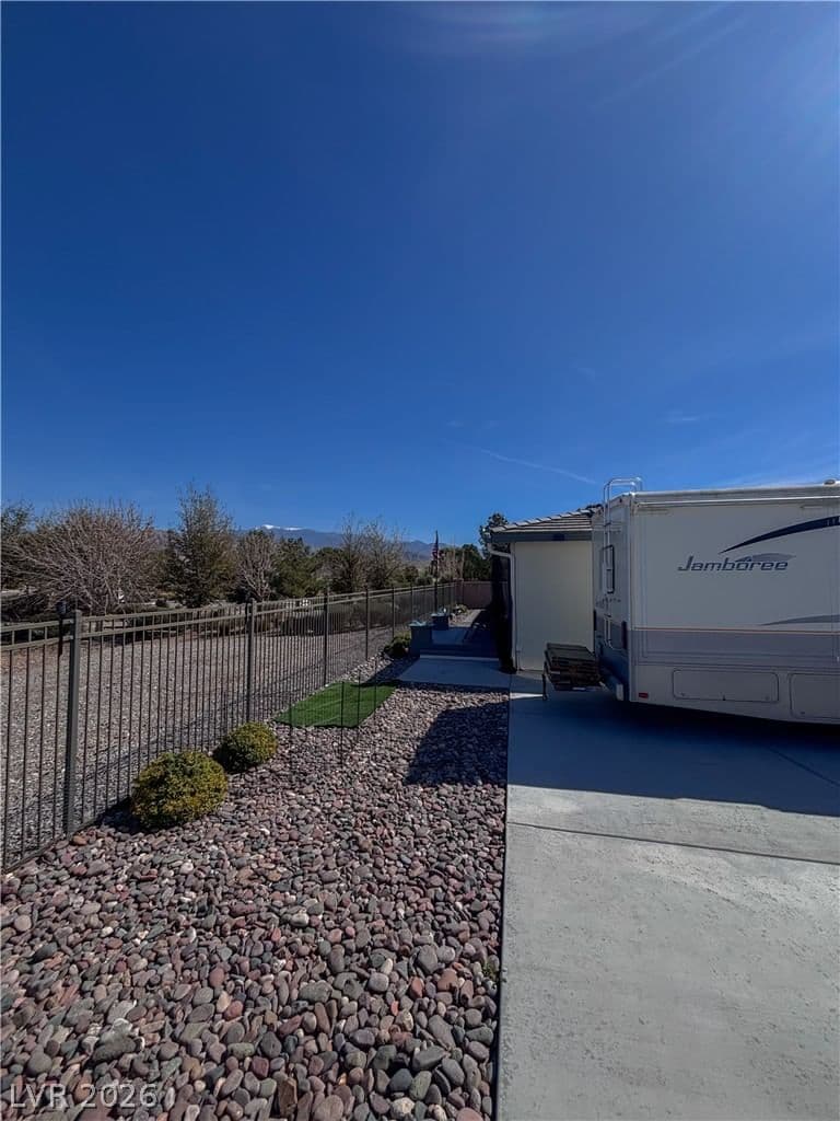 4816 Cactus Canyon Drive photo 5