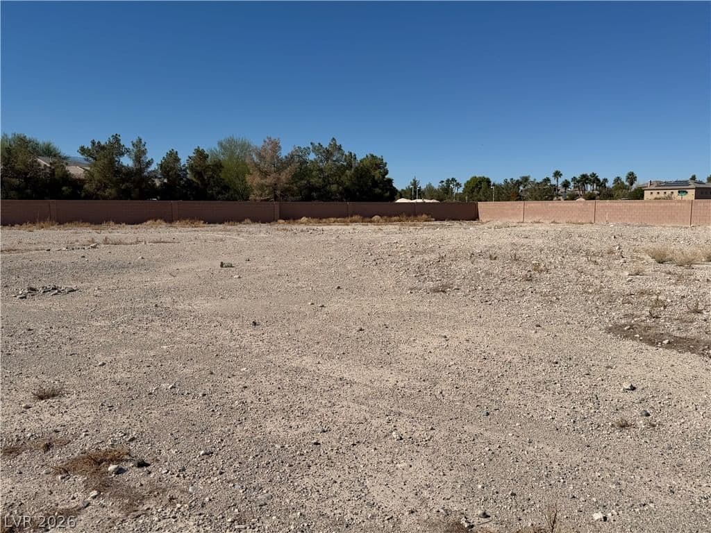 7671 Christian Circle photo 4