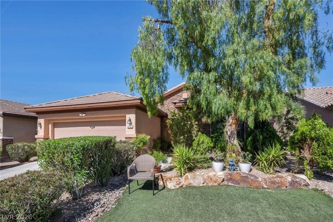 3787 Budenny Drive photo 2
