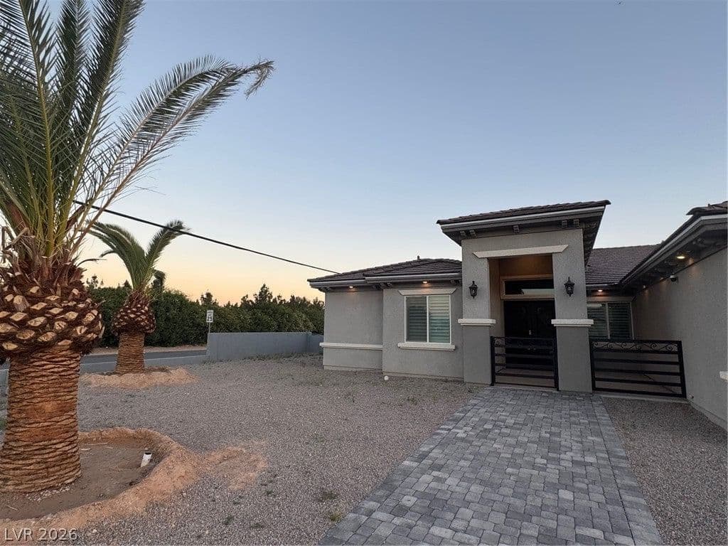 197 Shelbourne Avenue photo 4