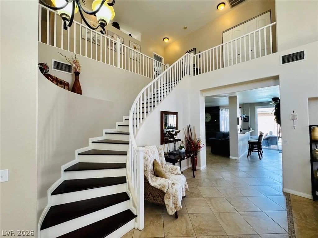 6900 Fruit Flower Avenue photo 3