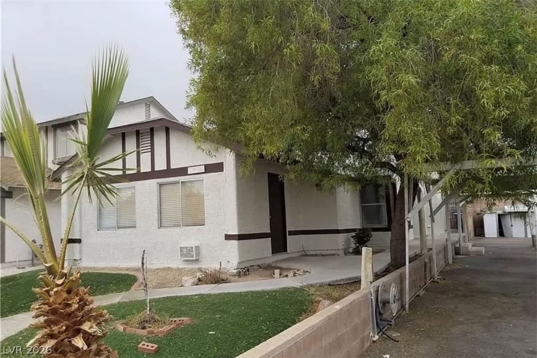 1936 ST Lawrence Drive photo 3