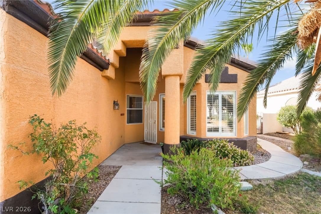 5213 Red Glory Drive photo 5