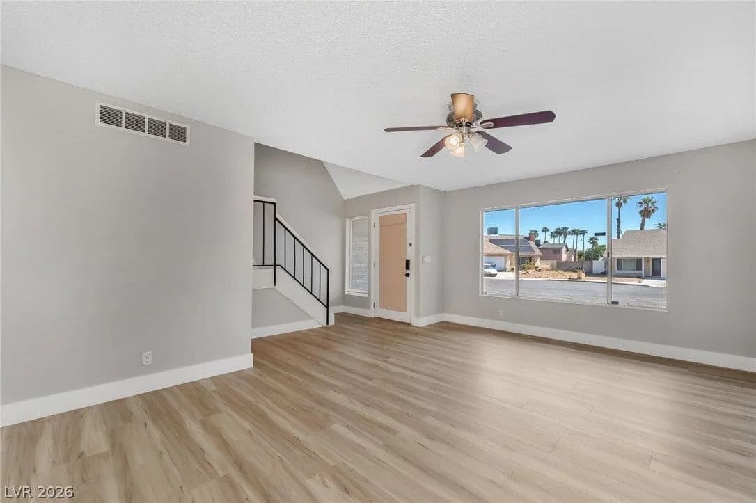 4733 Castle Rock Court photo 5