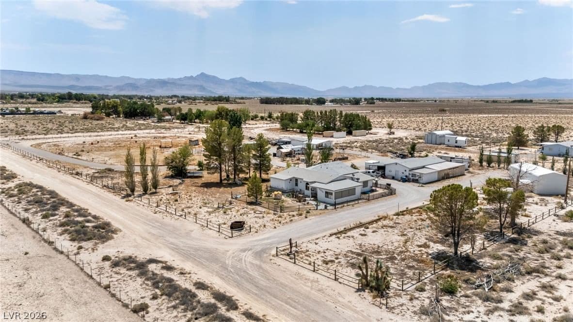 1215 Norite Avenue photo 4