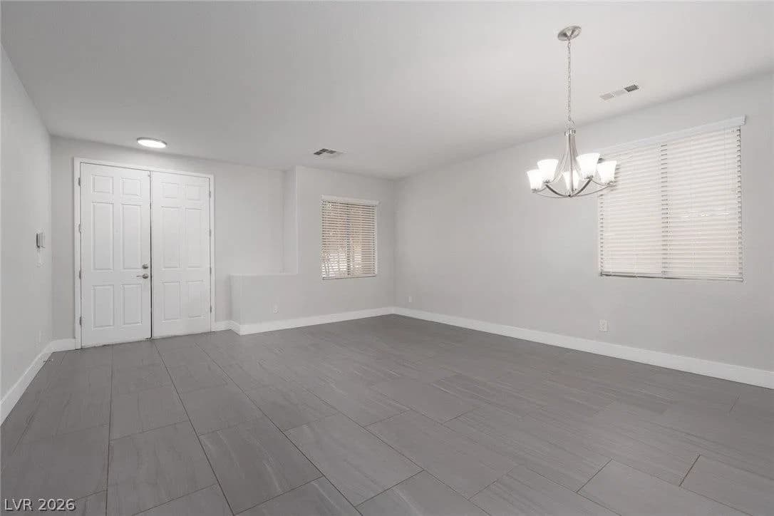 57 Ashby Hills Court photo 2