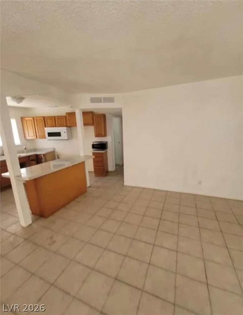 6733 Carey Avenue photo 4
