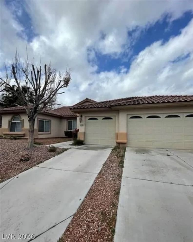 5718 San Florentine Avenue photo 3