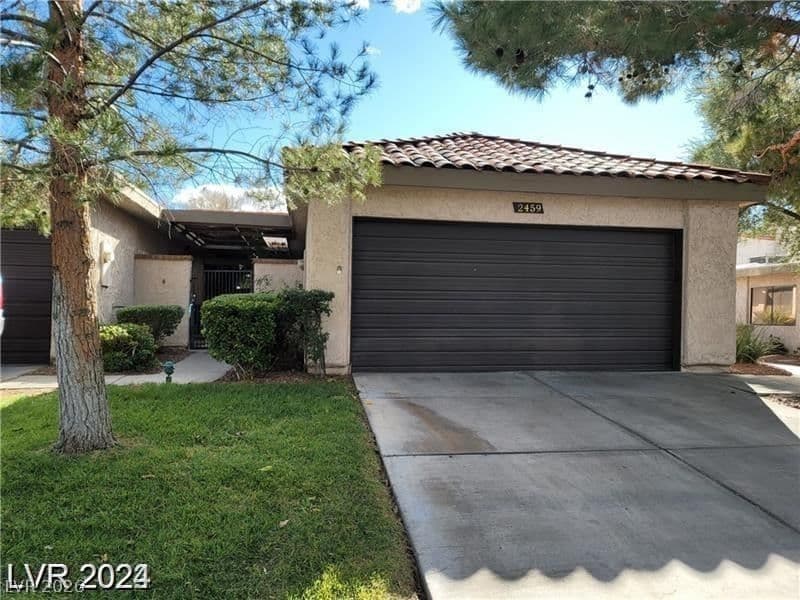 2459 Domingo Street photo 3