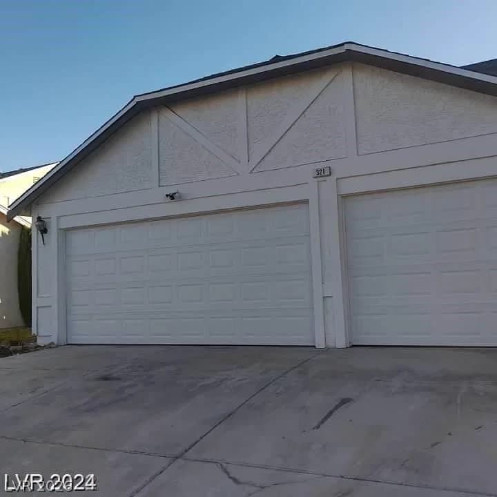321 Bent Creek Drive photo 2