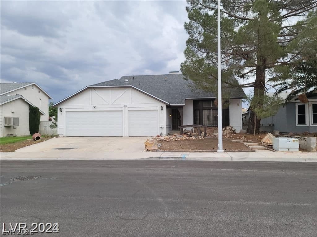 321 Bent Creek Drive photo 5