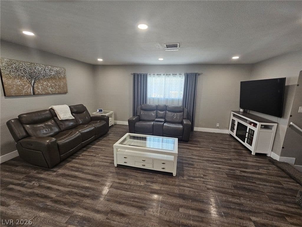 4966 Lana Drive photo 5