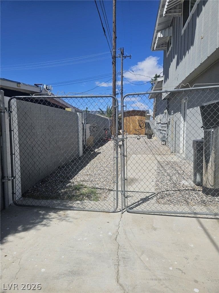 4966 Lana Drive photo 2