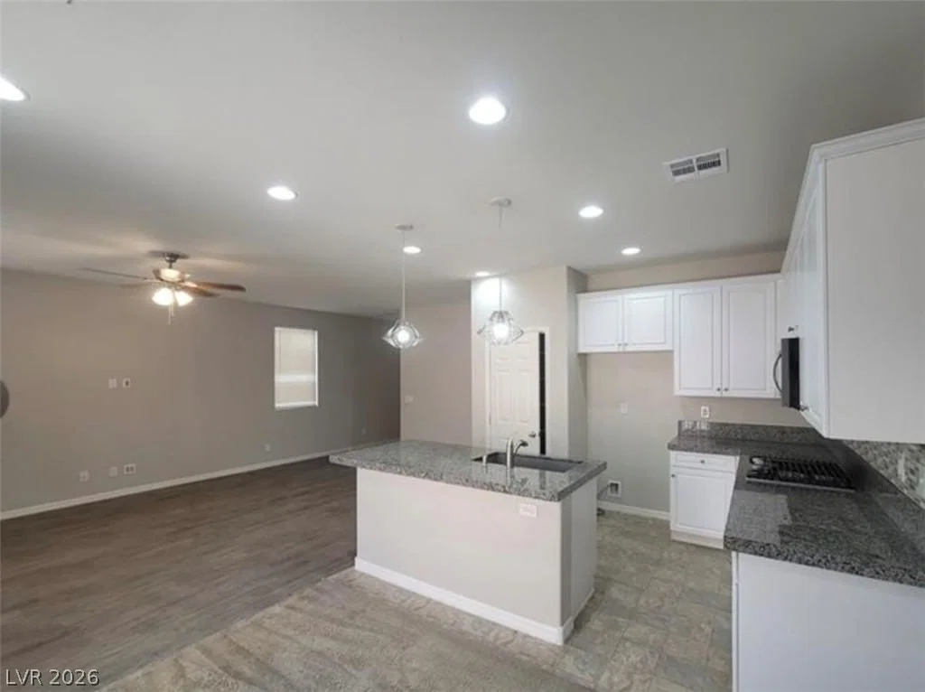10449 Forked Run Street photo 5