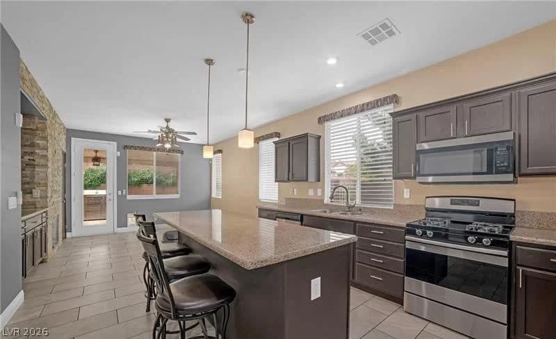 3441 Mountain Park Street photo 4