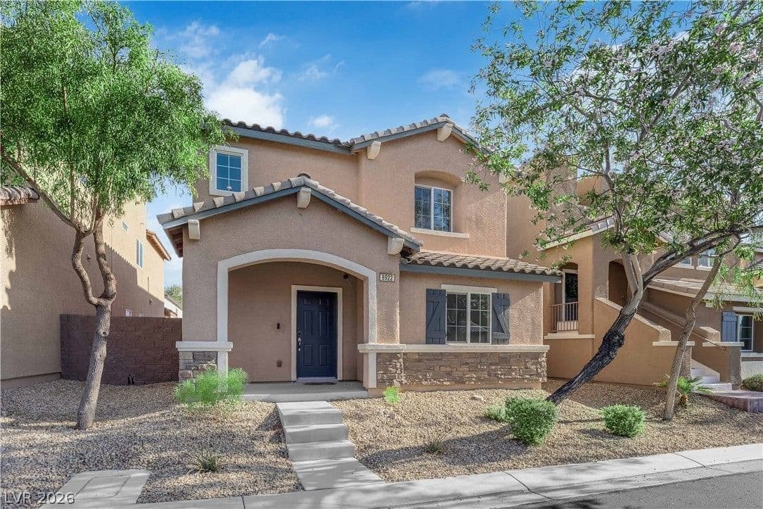 8922 Harmony Hall Avenue photo 3
