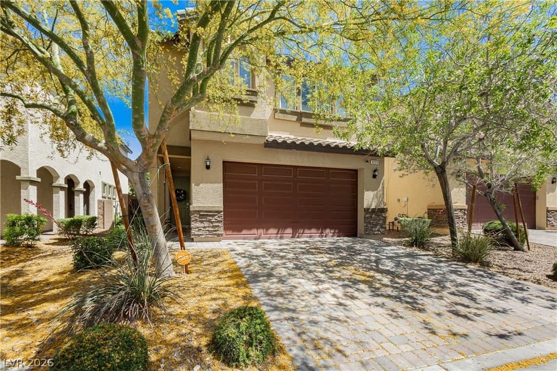 9226 Blue Agate Street
