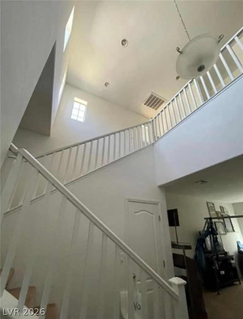 10225 Headrick Drive photo 4