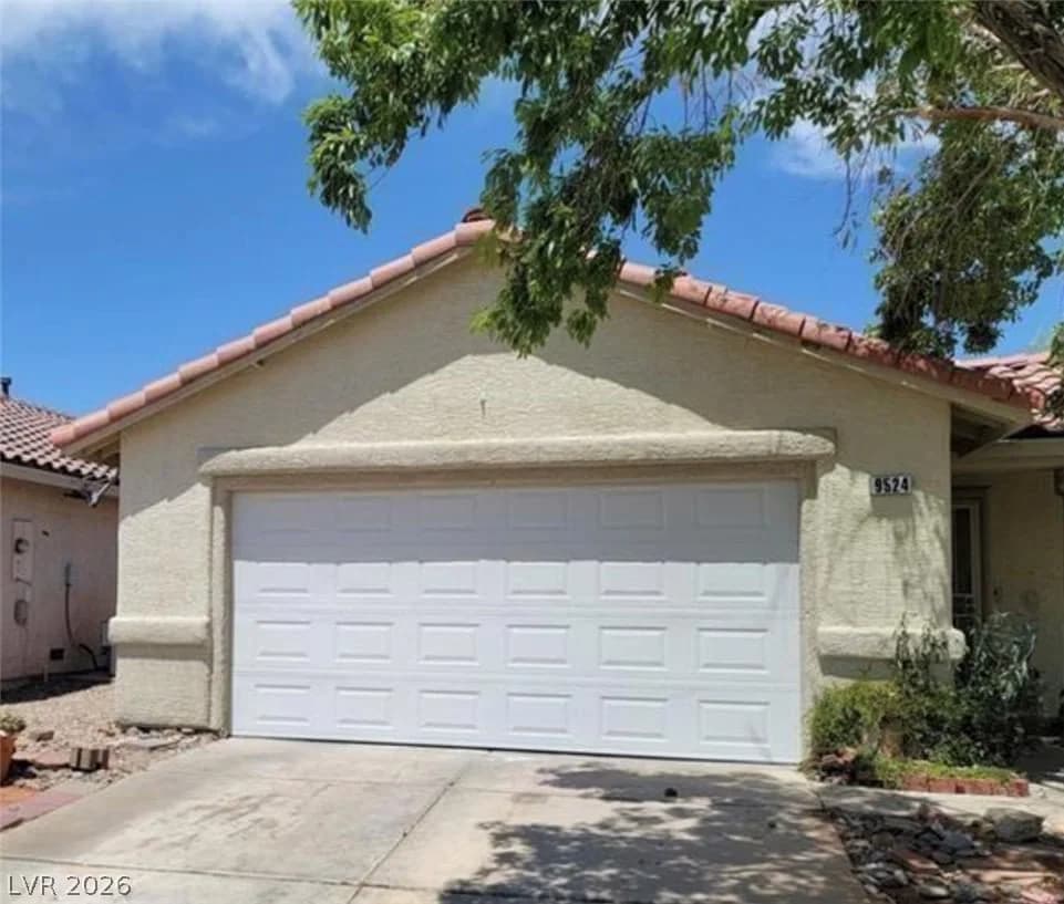 9524 Kelly Creek Avenue photo 4
